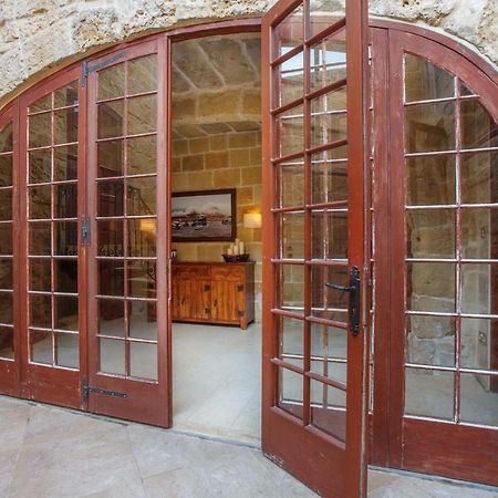 Il-Veduta Holiday Farmhouse With Sunny Private Pool In Island Of Gozo Għarb Exteriér fotografie